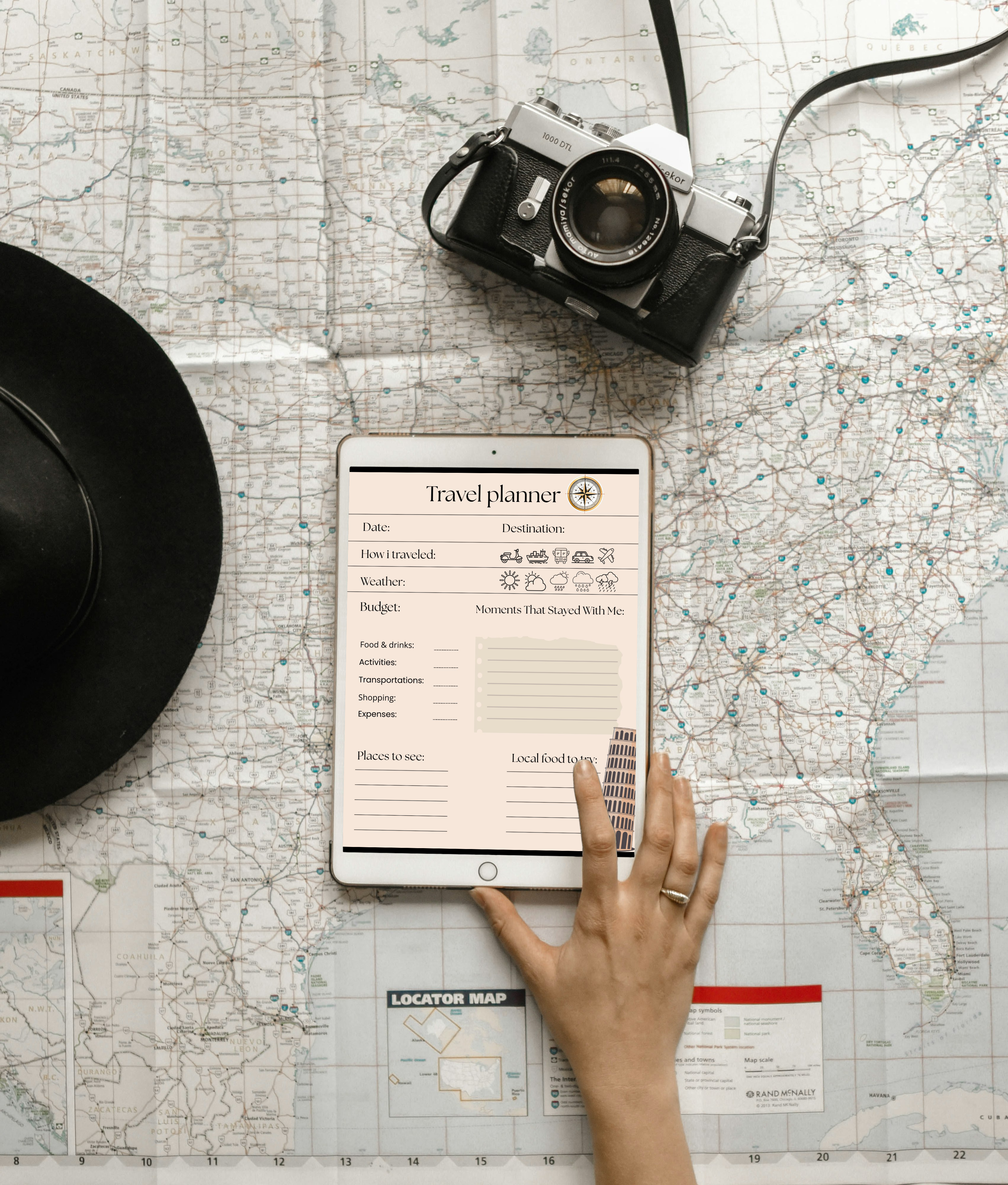 Digital travel journal with buildings design for travelers